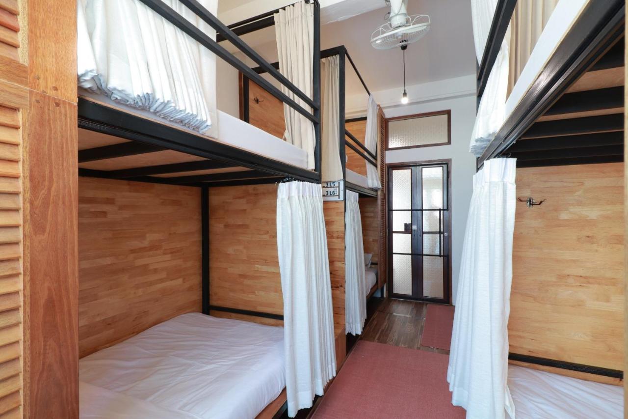 Oyo 552 Hab40 Hostel Chiang Mai Exterior photo